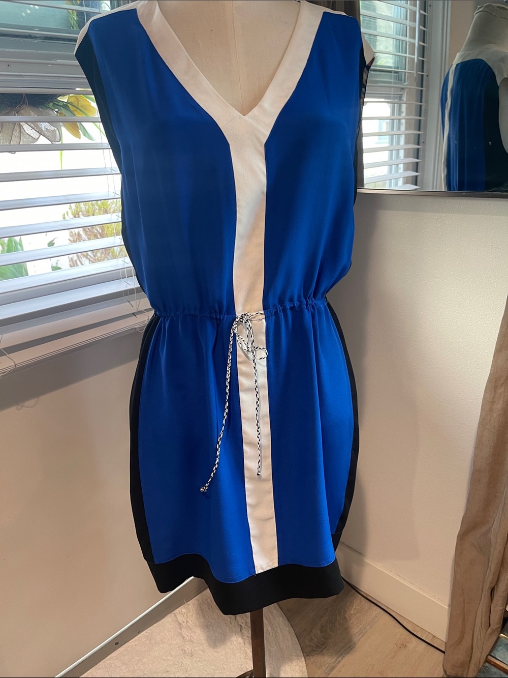 Silk Greylin Blue and Black Knee Length Dress